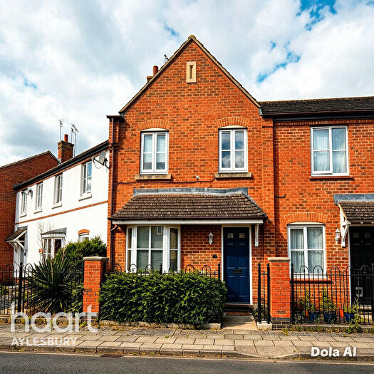 3 Bedroom Terraced House To Rent In Woodford Close, Aylesbury, HP19