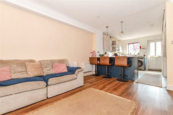 2 Bedroom End Terrace House For Sale In Petteridge Lane, Matfield, Tonbridge, Kent, TN12