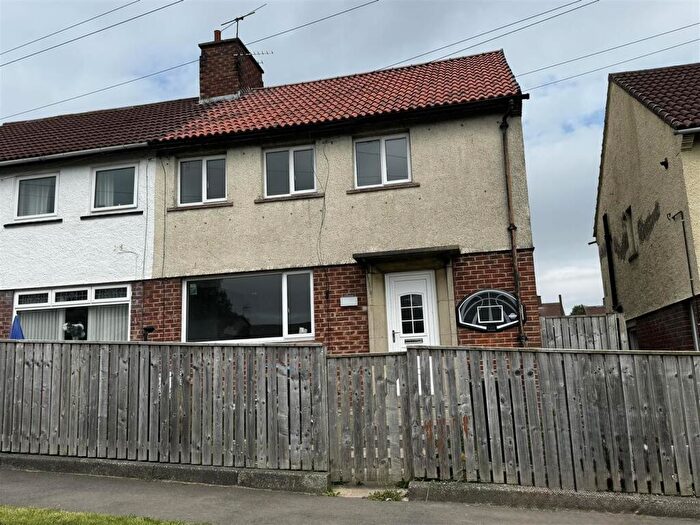 3 Bedroom Semi-Detached House To Rent In Hazel Avenue, Brandon, Durham, DH7