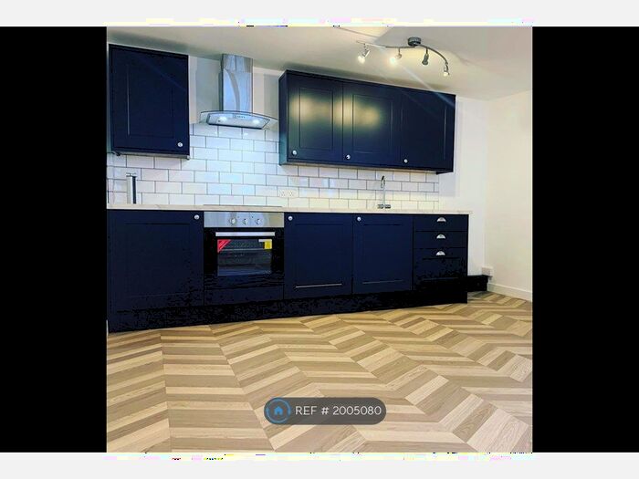 1 Bedroom Flat To Rent In Maidenburgh Street, Colchester, CO1