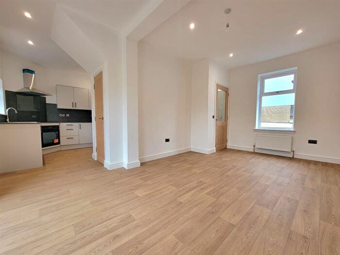 3 Bedroom Detached House To Rent In Church Street, Kirkcaldy, KY1