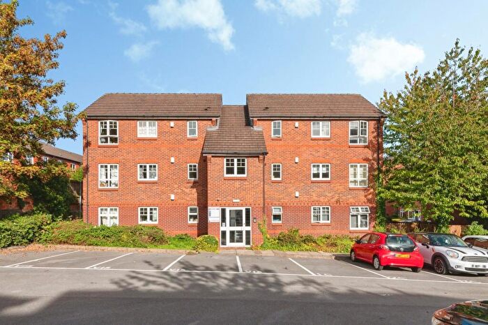 2 Bedroom Flat For Sale In Walter Street, Nottingham, Nottinghamshire, NG7