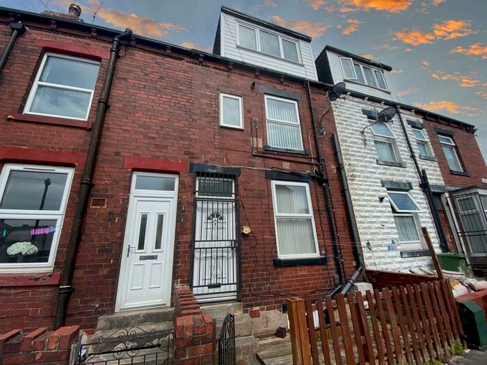2 Bedroom Terraced House To Rent In Firth Road, Leeds, LS11