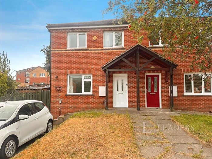 3 Bedroom House To Rent In Manor Oaks Gardens, S2