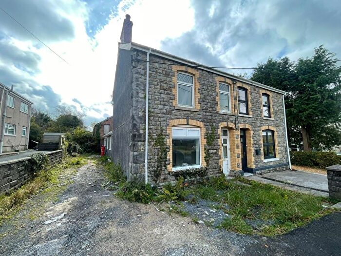 3 Bedroom Semi-Detached House For Sale In Heol Y Parc, Cefneithin, Llanelli, Dyfed, SA14