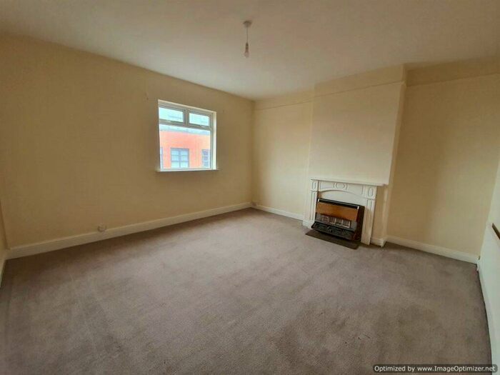2 Bedroom Flat To Rent In West Street, Crewe, CW1