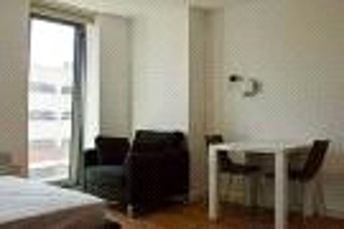 Studio To Rent In Michigan Point Tower A, Michigan Avenue, M50