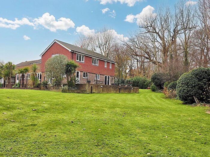 7 Bedroom Detached House For Sale In Tower Ride, Uckfield, TN22