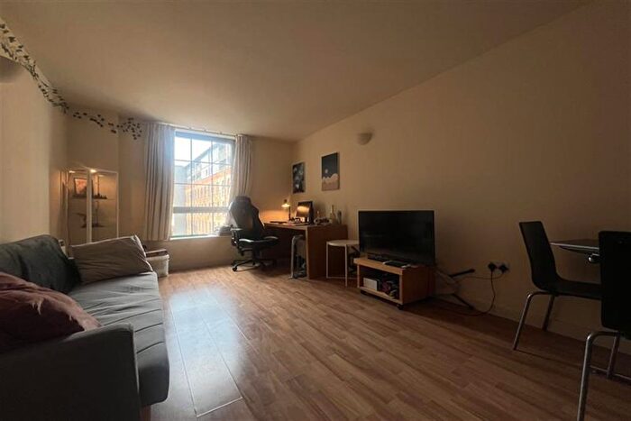 2 Bedroom Flat To Rent In The Hicking Building, Nottingham, NG2