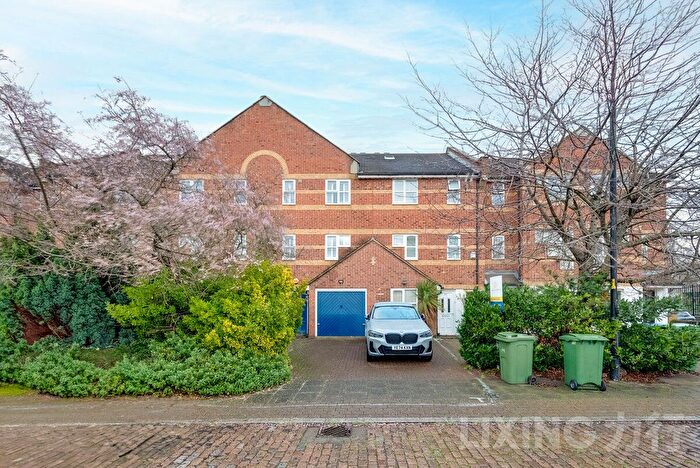 4 Bedroom Terraced House To Rent In Plough Way, Surrey Quays, SE16