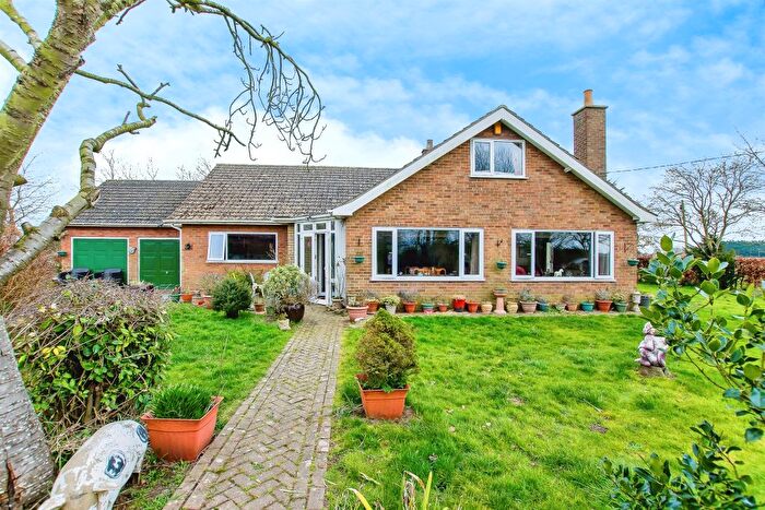 5 Bedroom Detached Bungalow For Sale In The Gride, Old Leake, Boston, PE22
