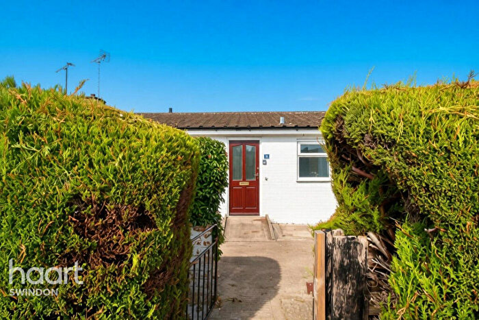 2 Bedroom Terraced Bungalow To Rent In Lime Kiln, Swindon, SN4