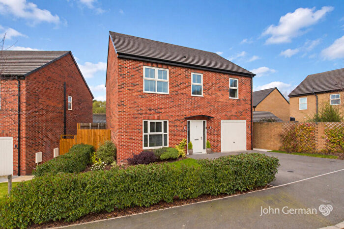 4 Bedroom Detached House For Sale In Claymills Close, Burton-on-Trent, DE15