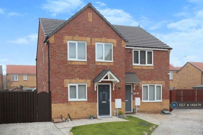 3 Bedroom Semi-Detached House To Rent In Gally Knight Way, Langold, Worksop, S81