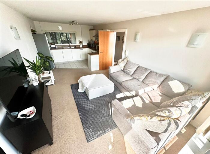 3 Bedroom Flat To Rent In Silk Mill, Dewsbury Road, Elland, West Yorkshire, HX5
