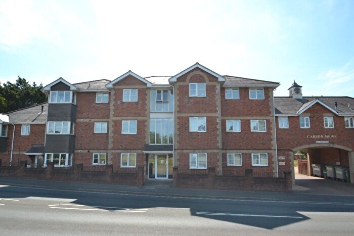 2 Bedroom Apartment For Sale In Fairlee Road, Newport, Isle Of Wight, PO30