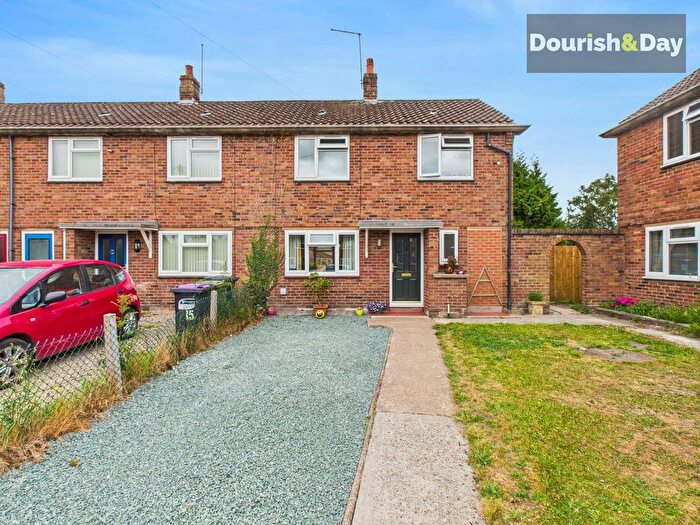 2 Bedroom End Of Terrace House For Sale In Queensway, Wem, SY4