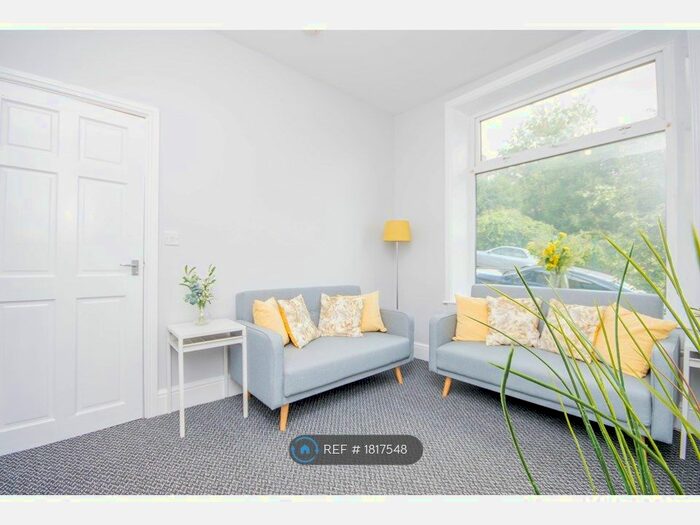 3 Bedroom Terraced House To Rent In Sutherland Street, Colne, BB8