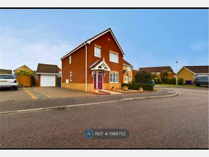 3 Bedroom Detached House To Rent In Redwing Rise, Royston, SG8