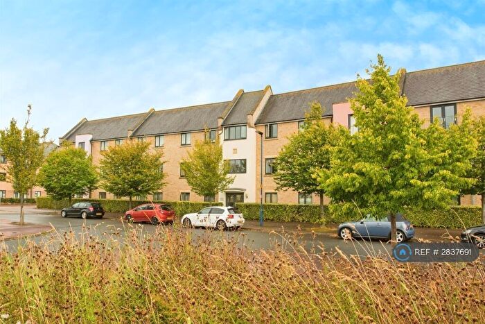 2 Bedroom Flat To Rent In Ring Fort Road, Cambridge, CB4