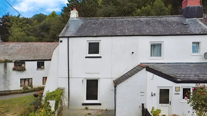 2 Bedroom Cottage For Sale In The Green, Horrabridge, Yelverton, PL20