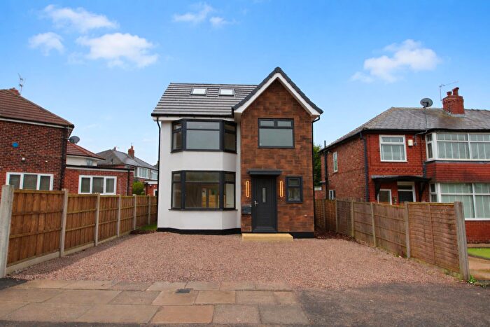 4 Bedroom Detached House For Sale In Heys Road, Prestwich, Manchester, M25
