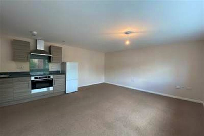 1 Bedroom Flat To Rent In Edward House, SK1