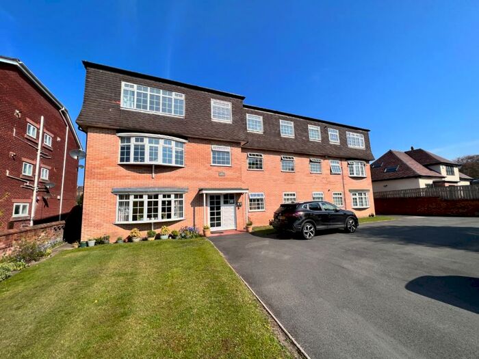 2 Bedroom Apartment To Rent In Roe Lane, Southport, Merseyside, PR9