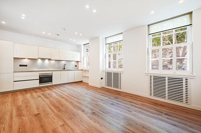 2 Bedroom Flat To Rent In Lowndes Square, Knightsbridge, SW1X