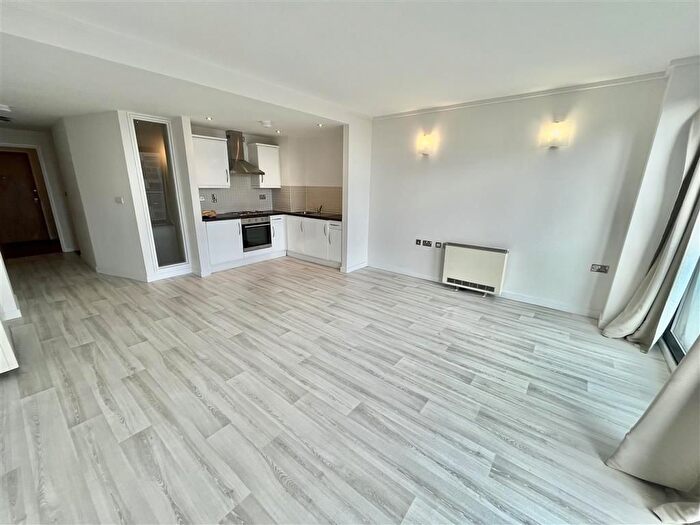 1 Bedroom Flat To Rent In Belward Street, Nottingham, NG1