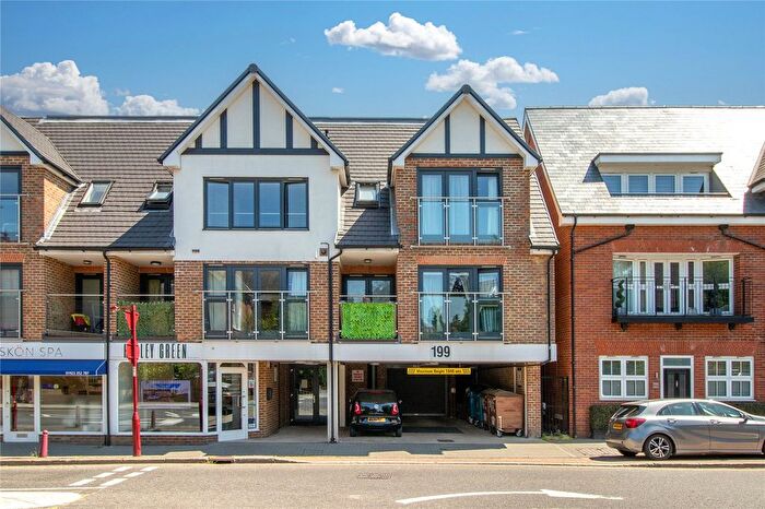 3 Bedroom Flat To Rent In Watling Street, Radlett, Hertfordshire, WD7