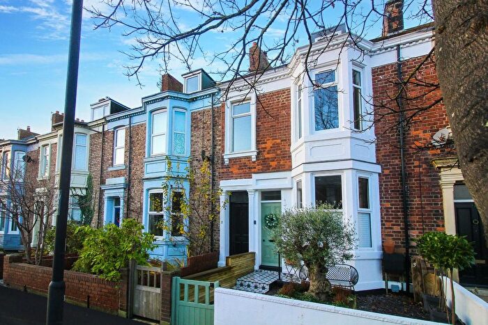 5 Bedroom Maisonette To Rent In Washington Terrace, North Shields, NE30