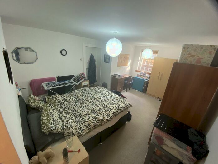 1 Bedroom Flat To Rent In Basement, Huskisson St **, L8