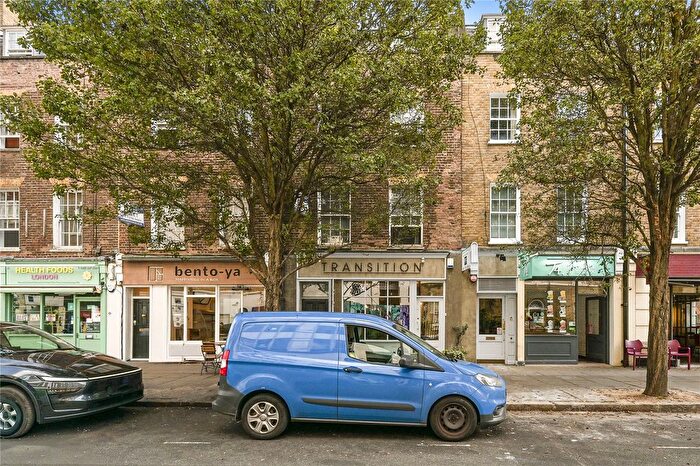 3 Bedroom Flat For Sale In Warren Street, London, W1T