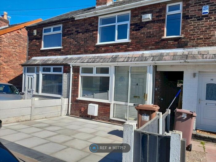 3 Bedroom Terraced House To Rent In Chadwick Road, St. Helens, WA11