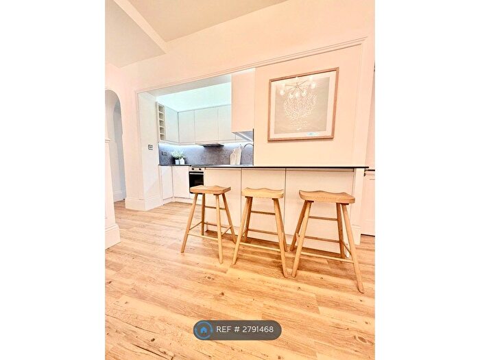 2 Bedroom Flat To Rent In Nether St, London, N3