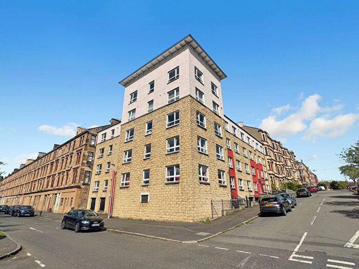 2 Bedroom Flat For Sale In Kirkland Street, North Kelvinside, G20