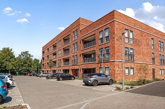 1 Bedroom Flat To Rent In Thorneycroft Road, Whetstone, N20