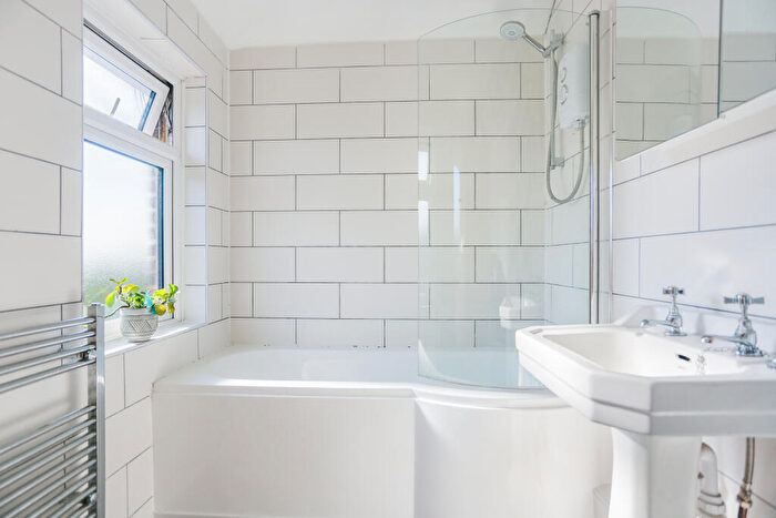 3 Bedroom Semi-Detached House For Sale In Wilfrid Road, Hove, BN3