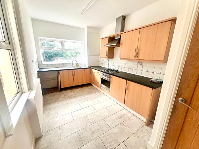 3 Bedroom Terraced House To Rent In Waveley Road, Coventry, CV1