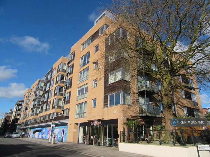2 Bedroom Flat To Rent In Telephone House, Southampton, SO14