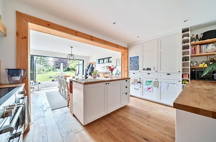 3 Bedroom Bungalow For Sale In Railway Hill, Barham, Canterbury, CT4