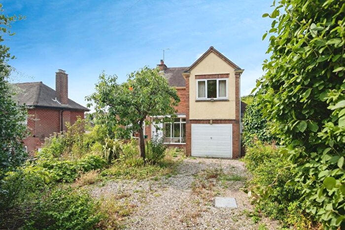 3 Bedroom Detached House For Sale In Catholic Lane, Sedgley, DY3