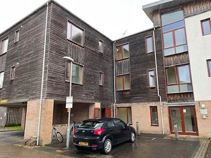 2 Bedroom Apartment To Rent In Cowleaze, Chippenham, Wiltshire, SN15