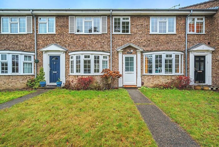 3 Bedroom Terraced House To Rent In Broomhall End, Woking, Surrey, GU21