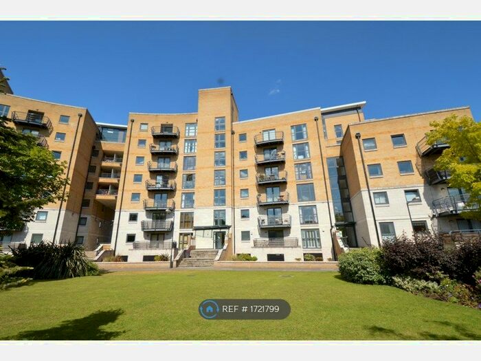 3 Bedroom Flat To Rent In Glaisher Street, London, SE8