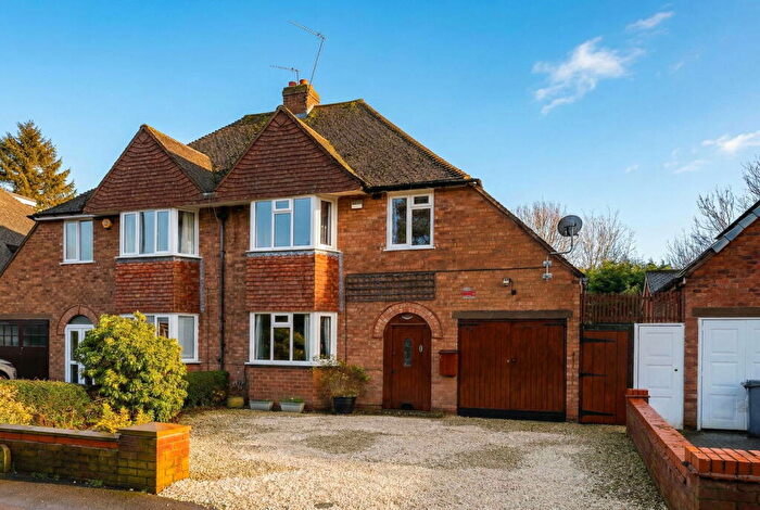 4 Bedroom Semi Detached House For Sale In Tanworth Lane, Shirley, B90