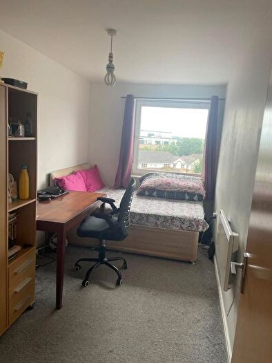 2 Bedroom Flat To Rent In Highfield Road, Feltham, TW13