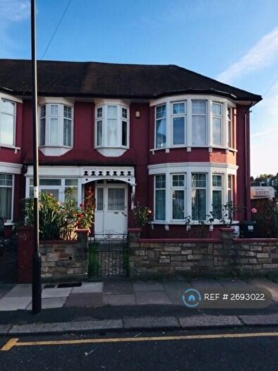 5 Bedroom Semi Detached House To Rent In Berkshire Gardens, London, N13
