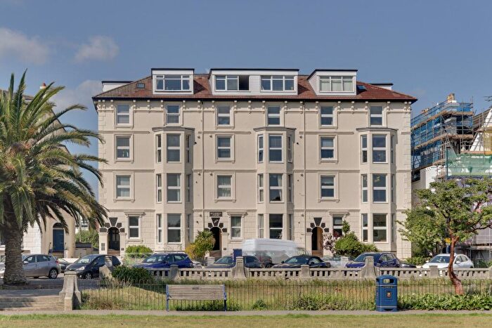 2 Bedroom Apartment For Sale In Clarence Parade, Southsea, PO5